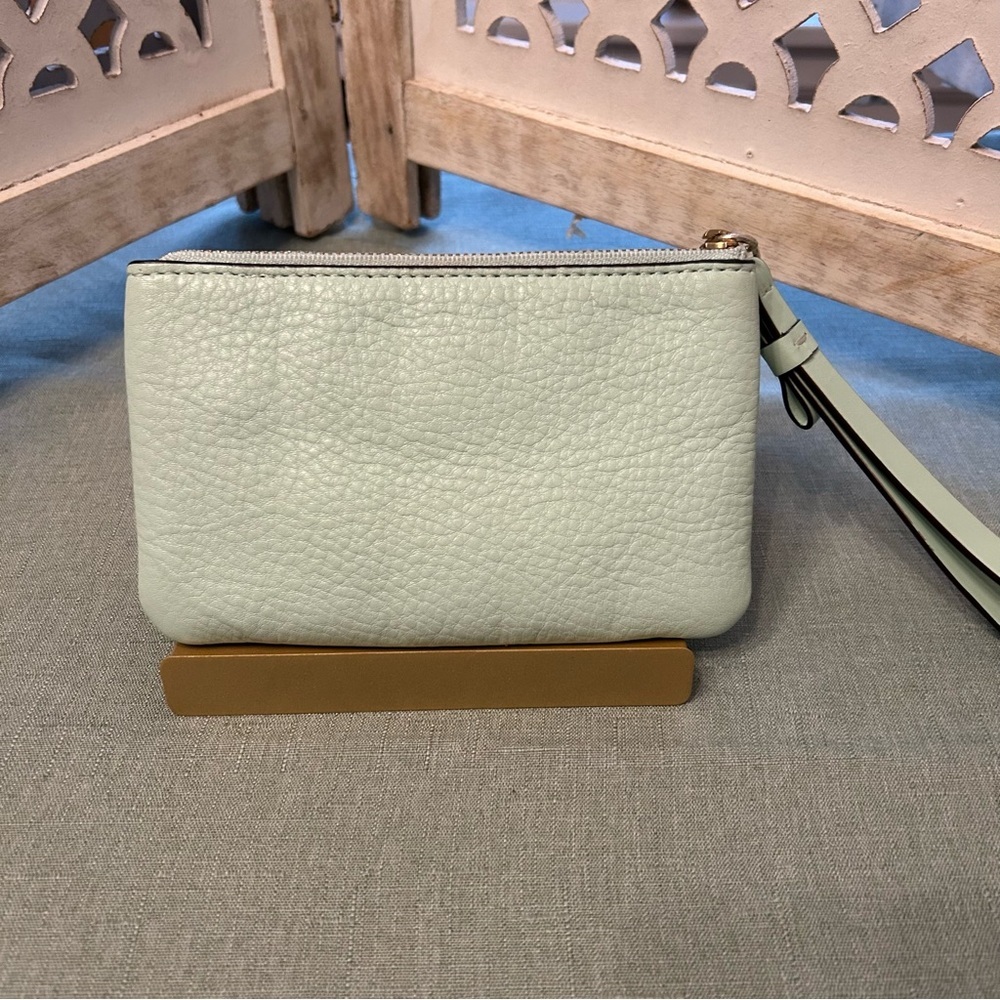 Kate Spade Light Green Wristlet - Picture 2 of 10